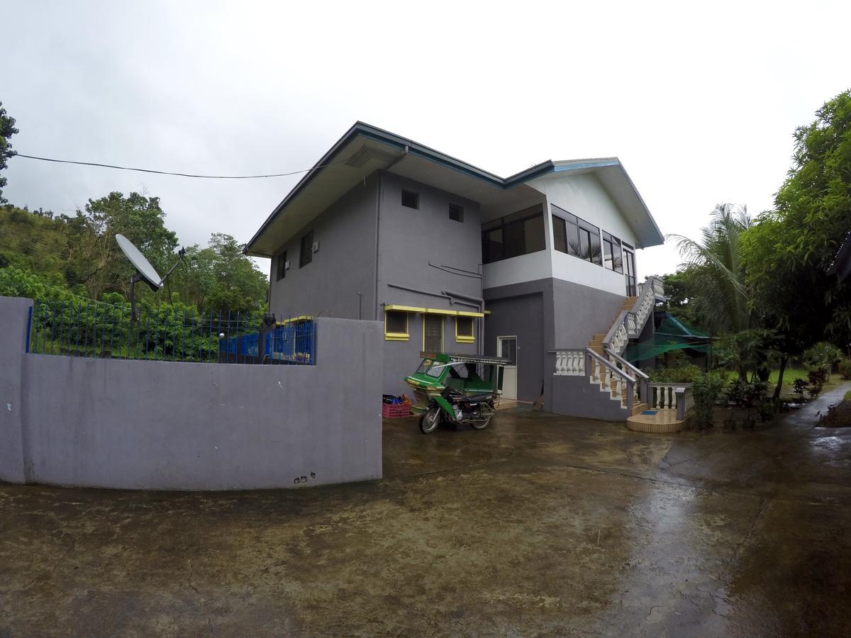 Fat Monkey Hostel โกรอน ภายนอก รูปภาพ
