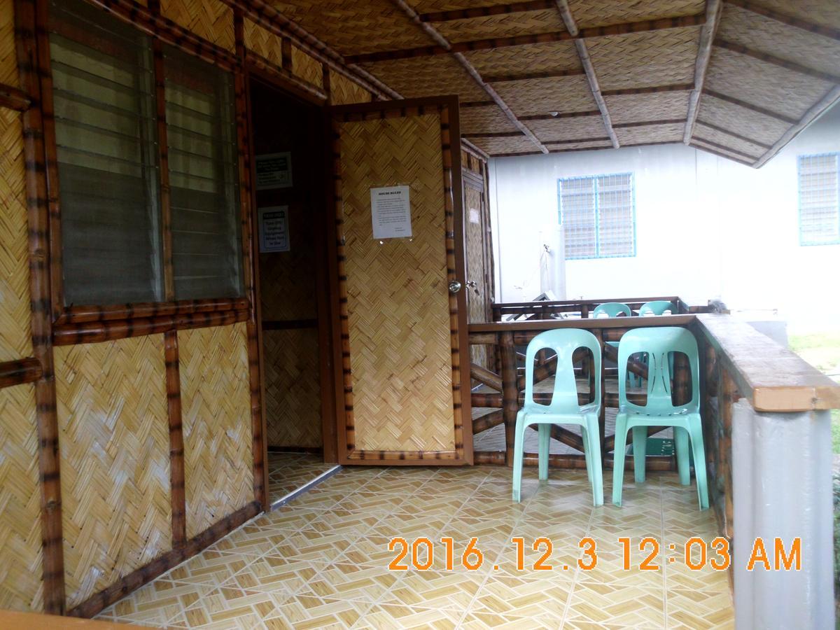 Fat Monkey Hostel โกรอน ภายนอก รูปภาพ