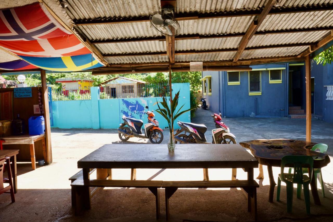 Fat Monkey Hostel โกรอน ภายนอก รูปภาพ