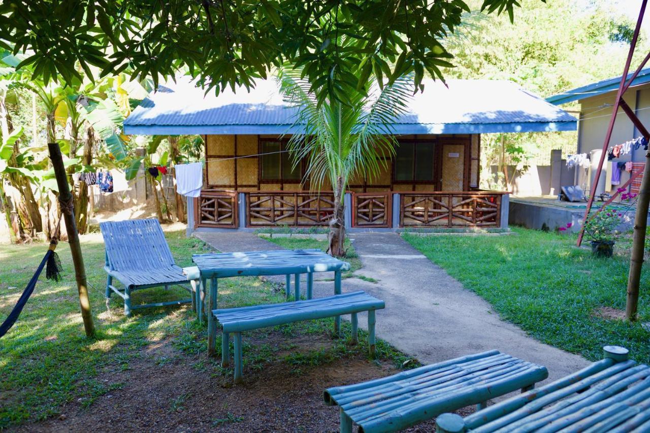 Fat Monkey Hostel โกรอน ภายนอก รูปภาพ