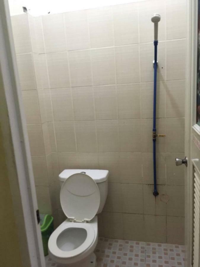 Fat Monkey Hostel โกรอน ภายนอก รูปภาพ